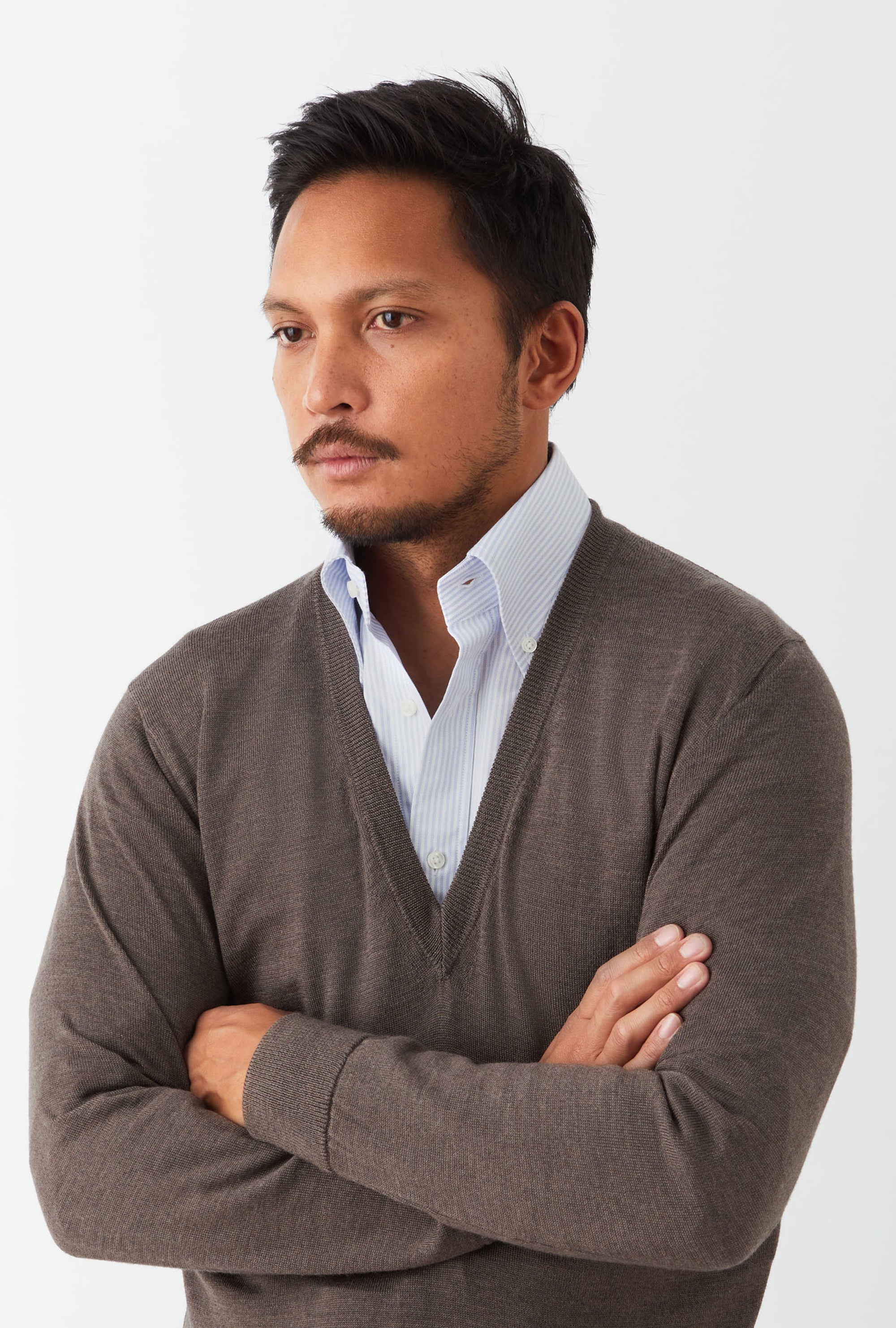 V-Neck Merino Wool Taupe