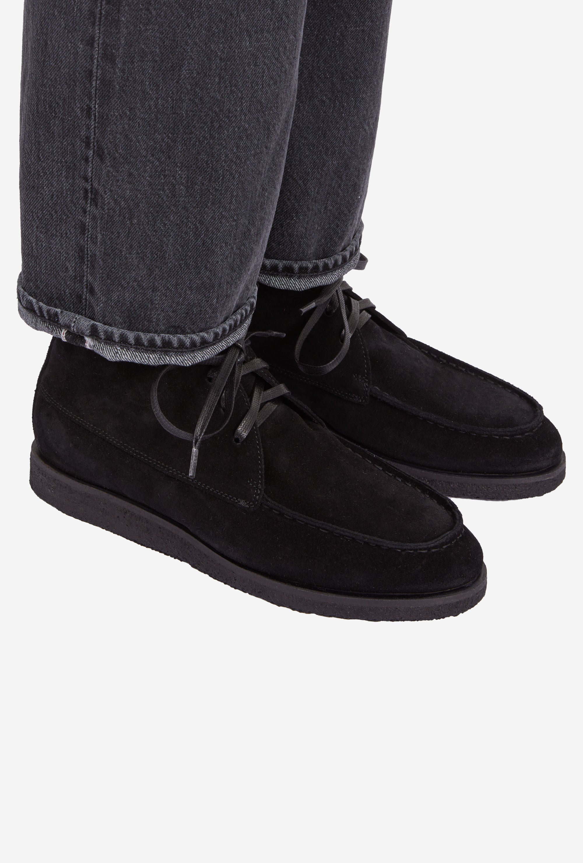 Alpine Boot Crepe Sole Black Suede