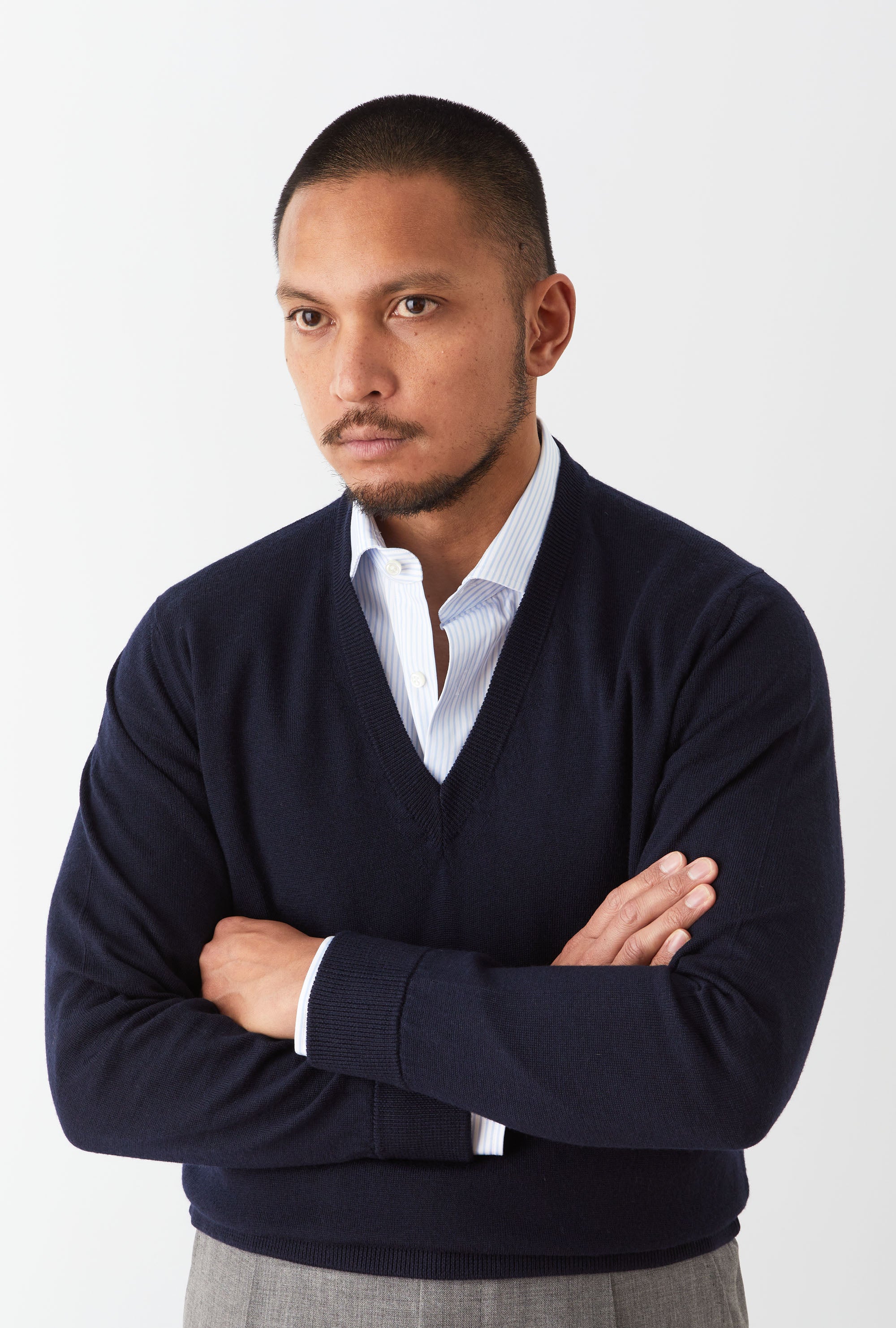 V-Neck Merino Wool Navy