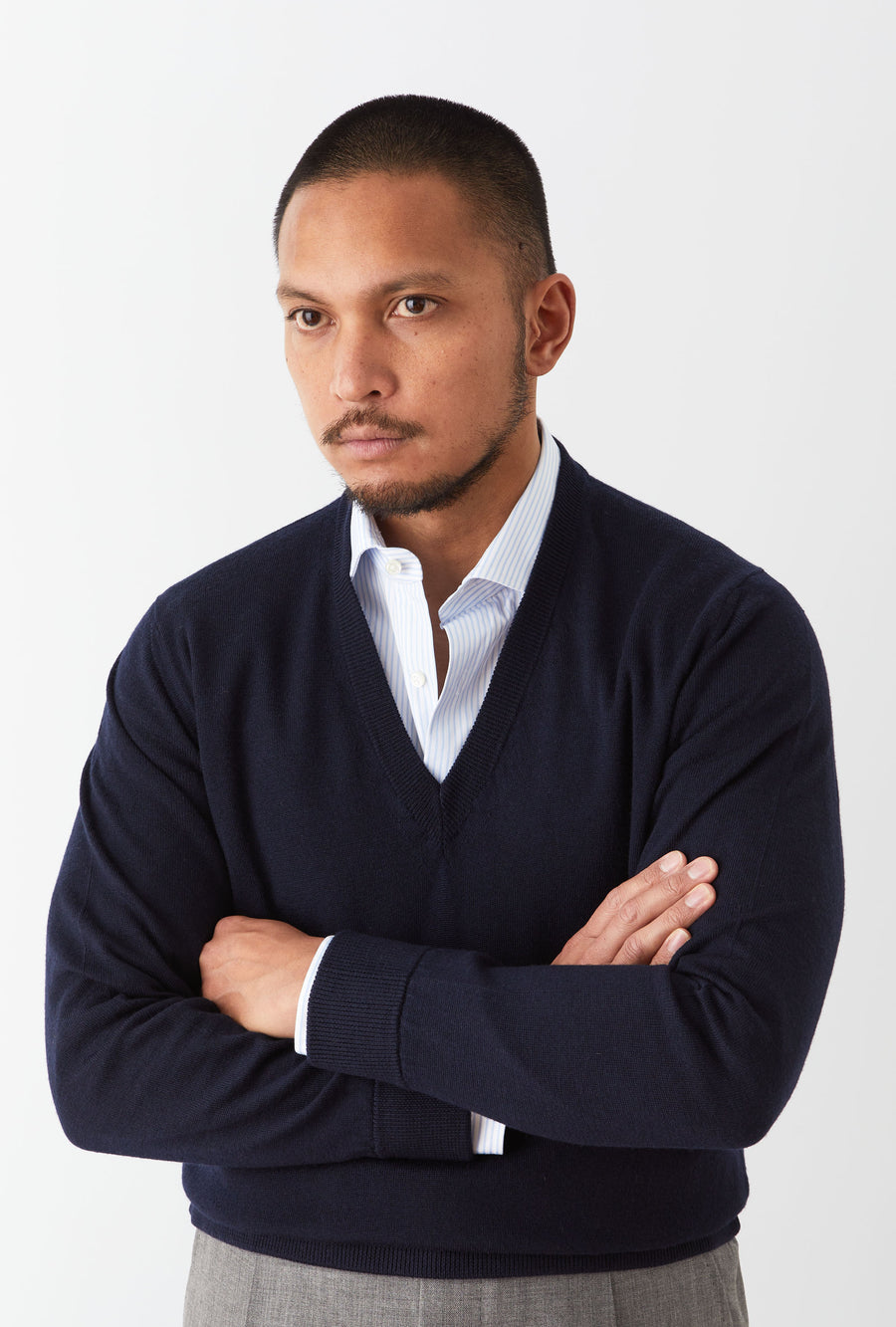 V-Neck Merino Wool Navy