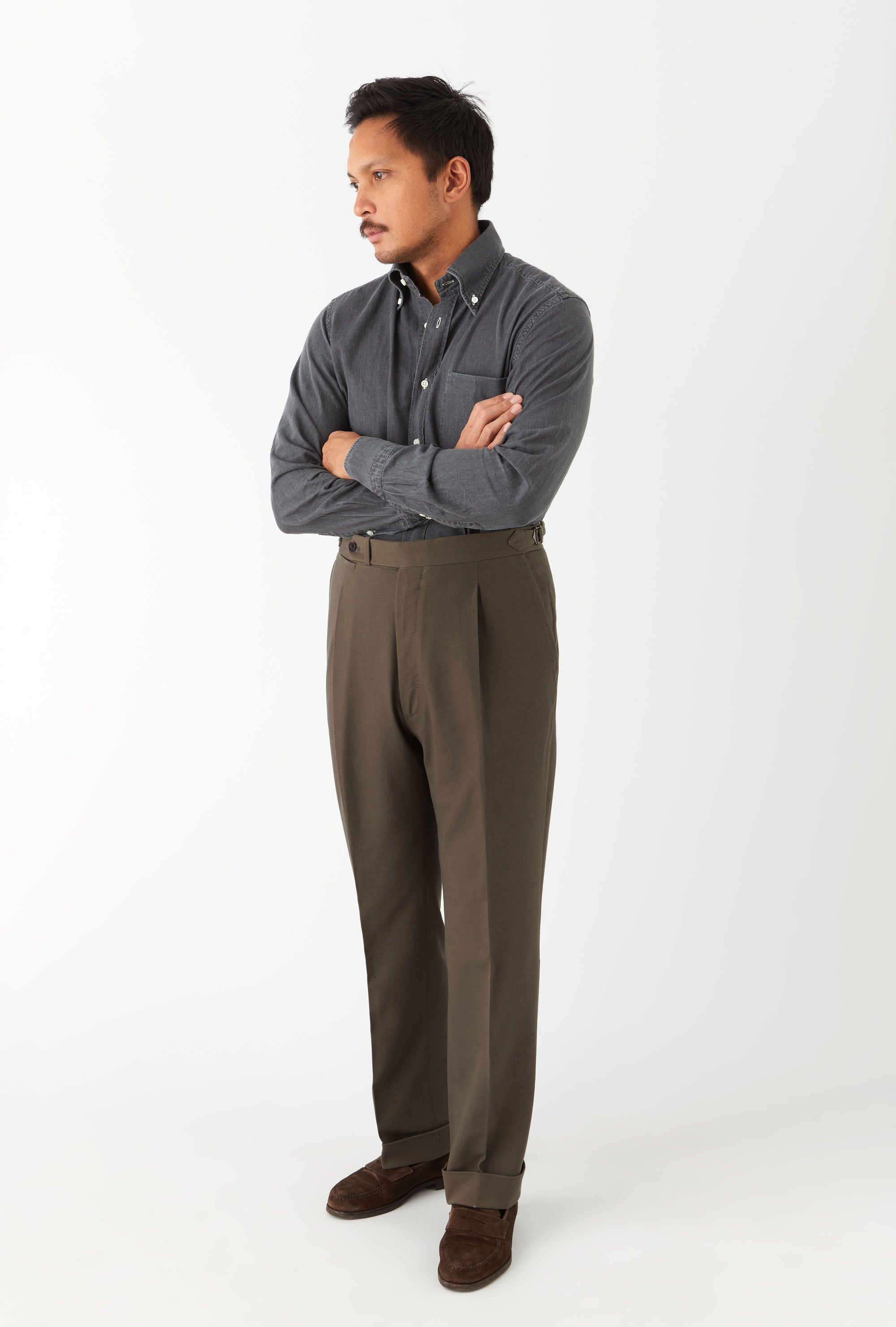Pleated Chino Olive